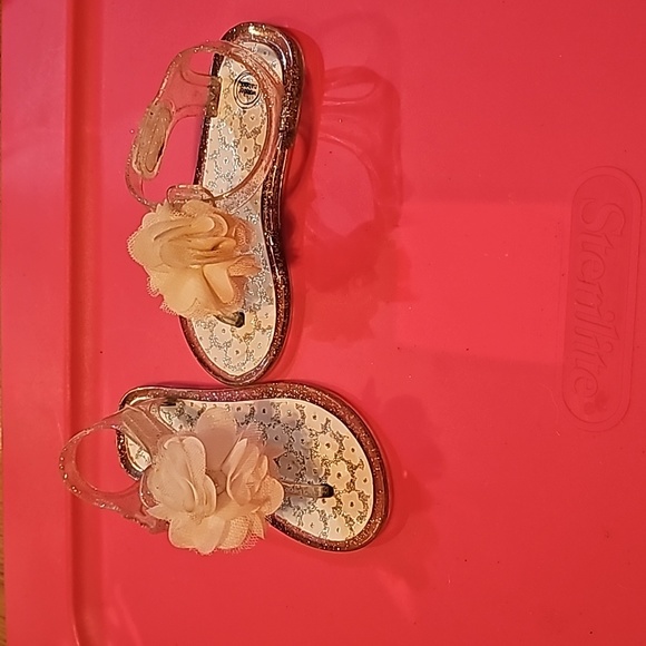 Size 7 sandal bundle - Picture 4 of 5